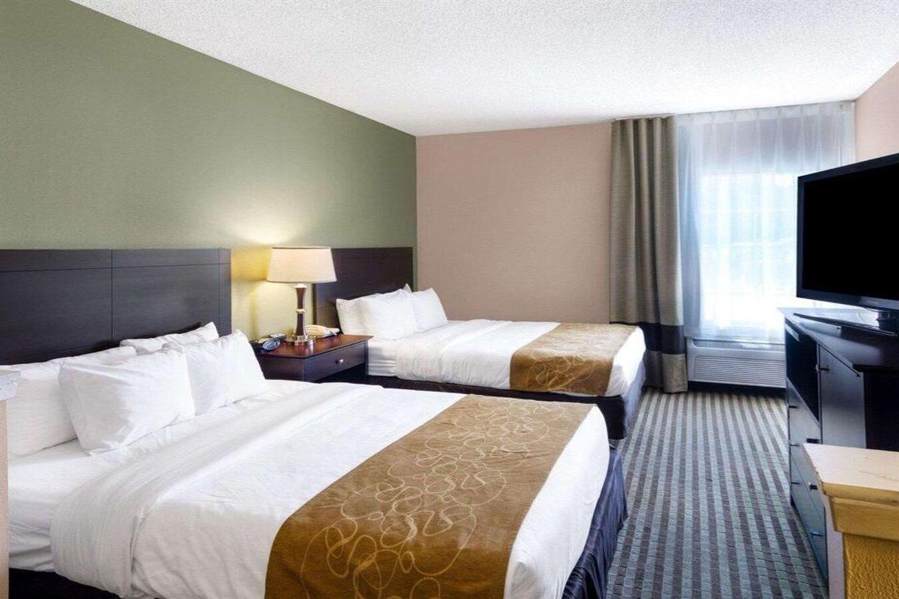 Comfort Suites Las Colinas Center Irving Exterior foto